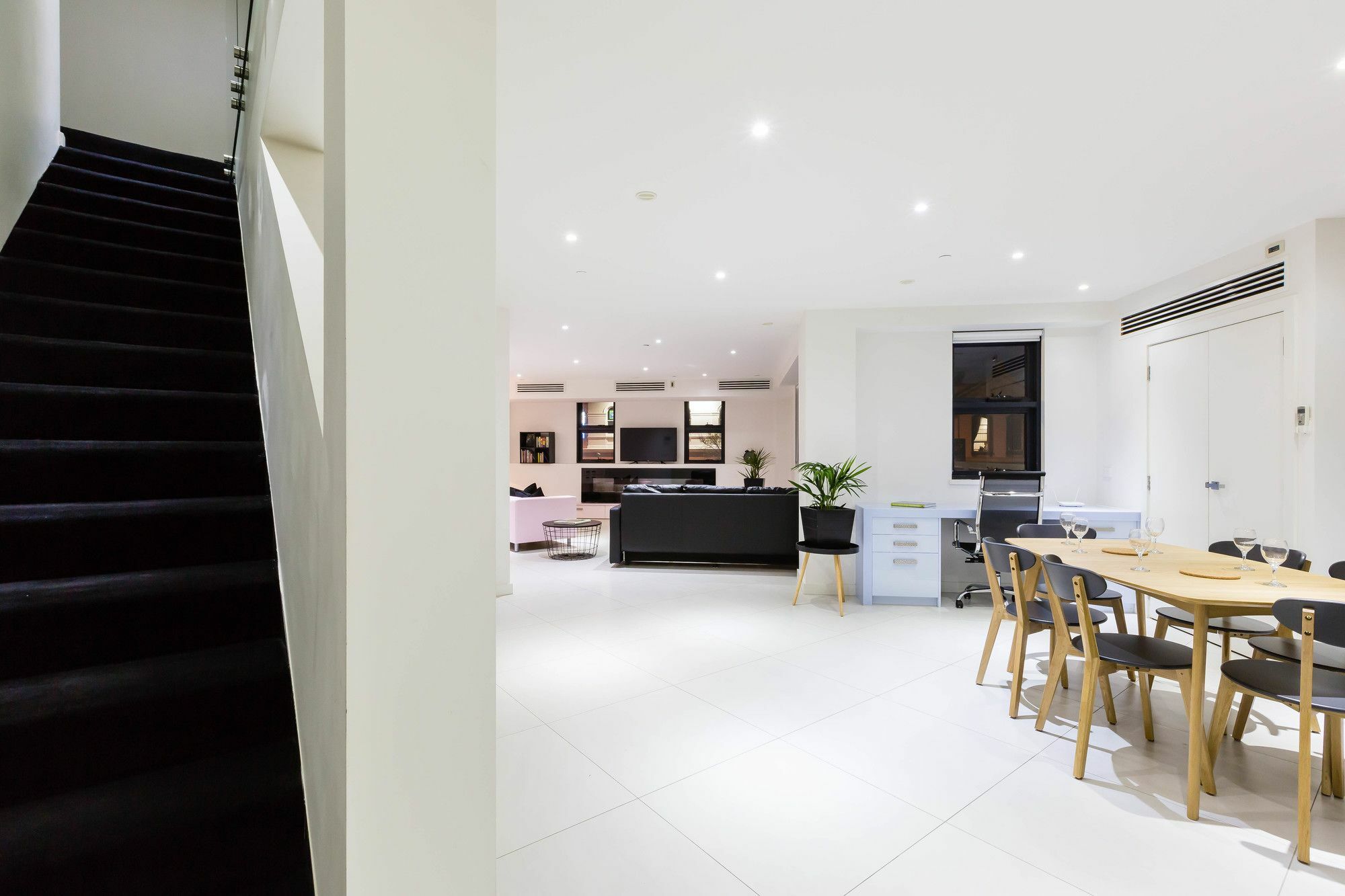 Maddison, 3Bdr Port Melbourne Apartment Exterior photo
